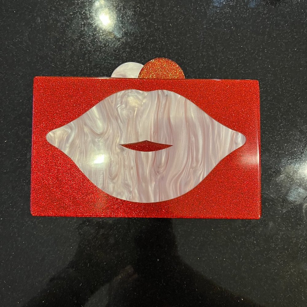 Bari Lynn Resin Clutch